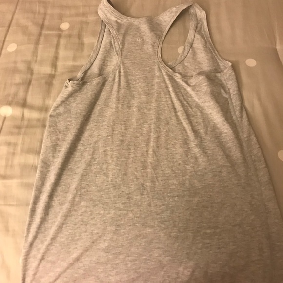 Never wore - Picture 2 of 2